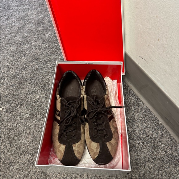 Coach Signature Brown and Tan Sneakers - Picture 4 of 5